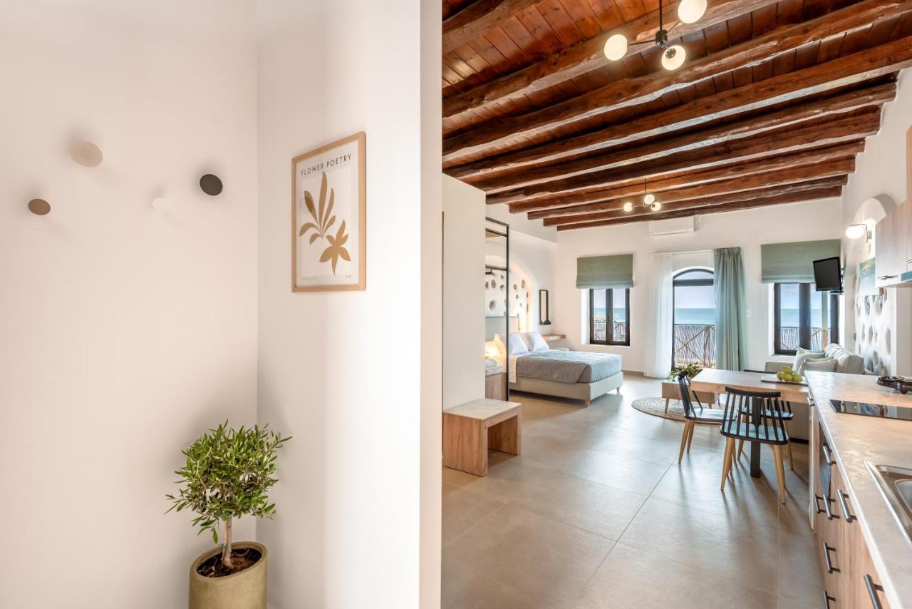 Superb Apartments Kriaras Sea View In Sfakia Khóra Sfakíon Екстериор снимка