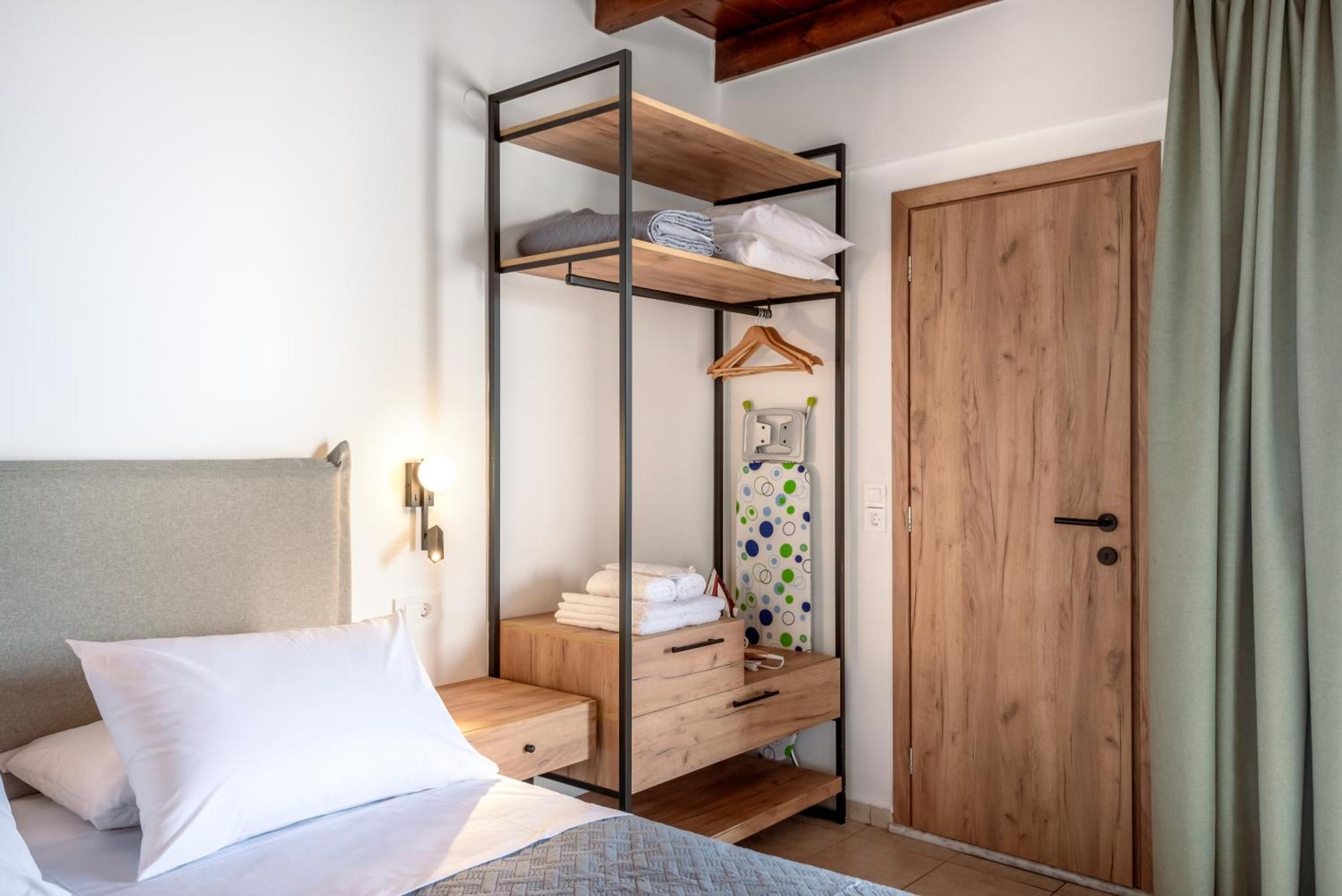 Superb Apartments Kriaras Sea View In Sfakia Khóra Sfakíon Екстериор снимка