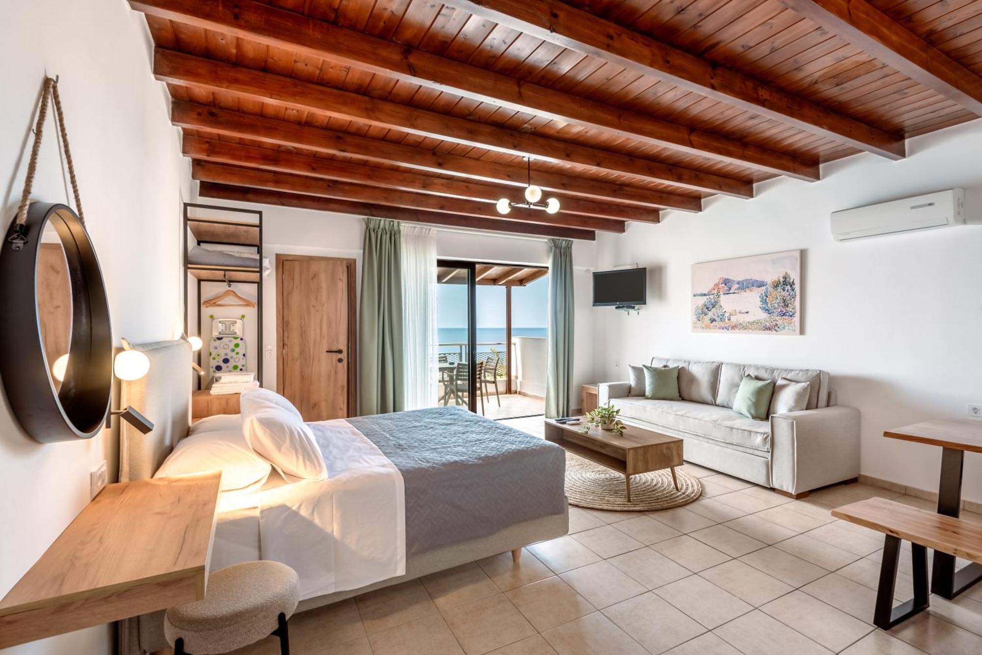Superb Apartments Kriaras Sea View In Sfakia Khóra Sfakíon Екстериор снимка