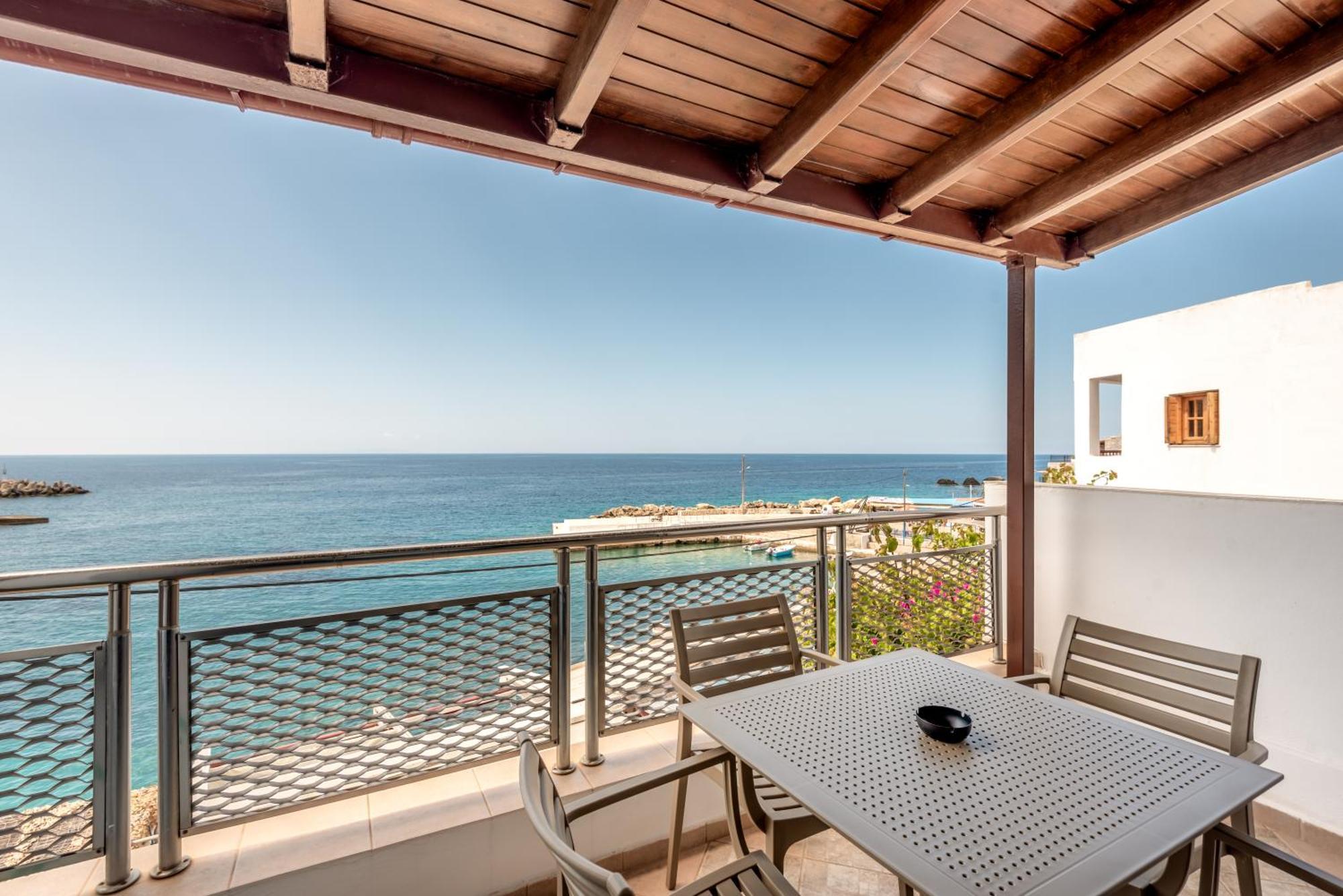 Superb Apartments Kriaras Sea View In Sfakia Khóra Sfakíon Екстериор снимка