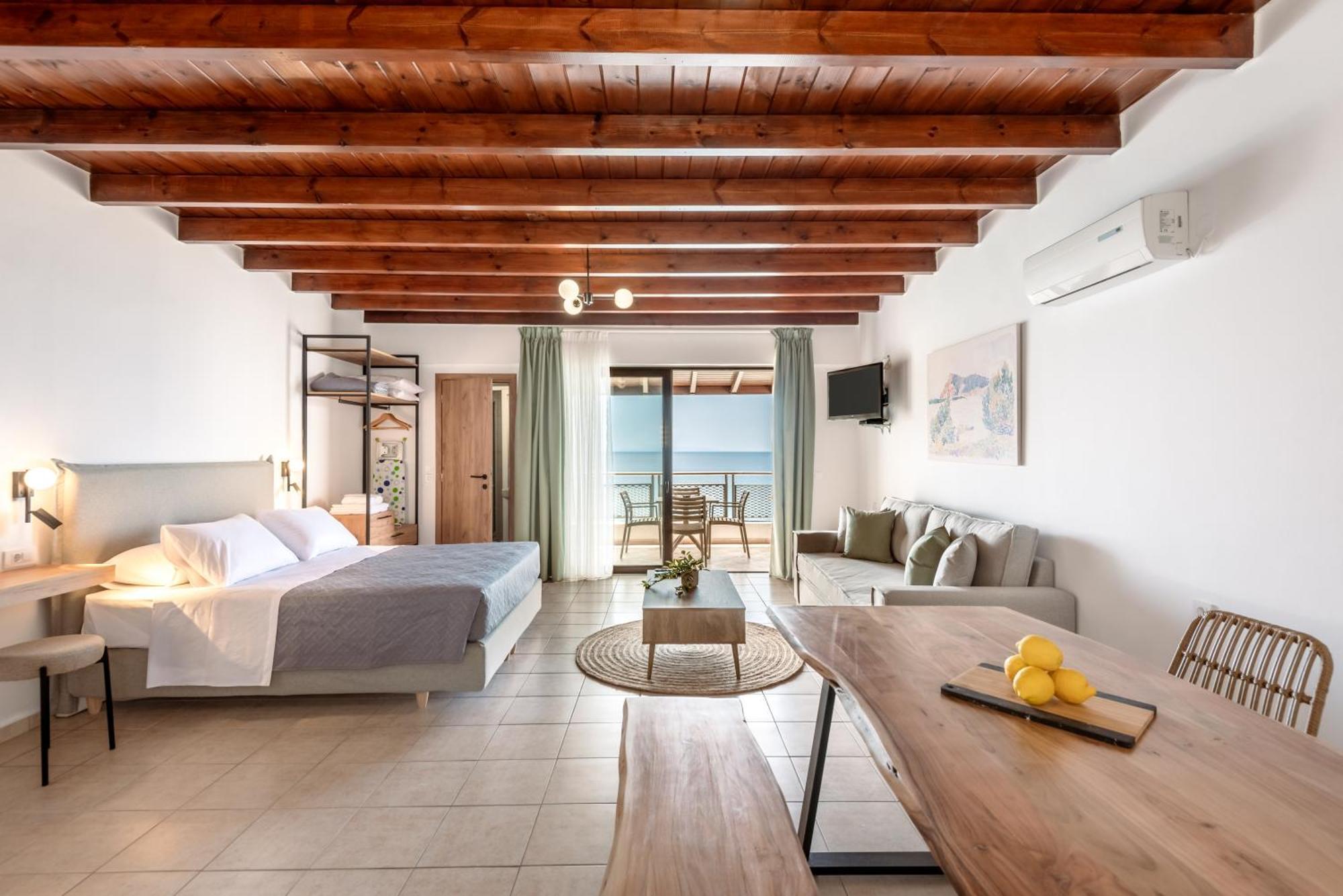 Superb Apartments Kriaras Sea View In Sfakia Khóra Sfakíon Екстериор снимка